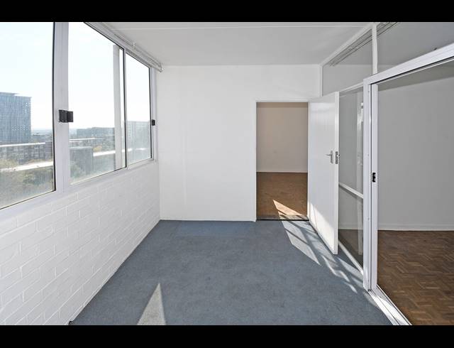 2 BEDROOM APARTMENT FOR SALE IN BEDFORD GARDENS